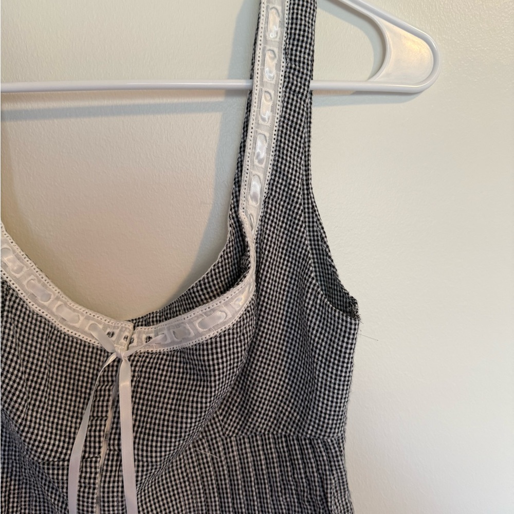 NIA Lemon Black Gingham Pleated Tank Top - Picture 4 of 10